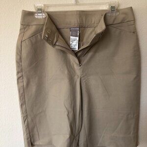 Chico's Shorts 0.5 Size 6